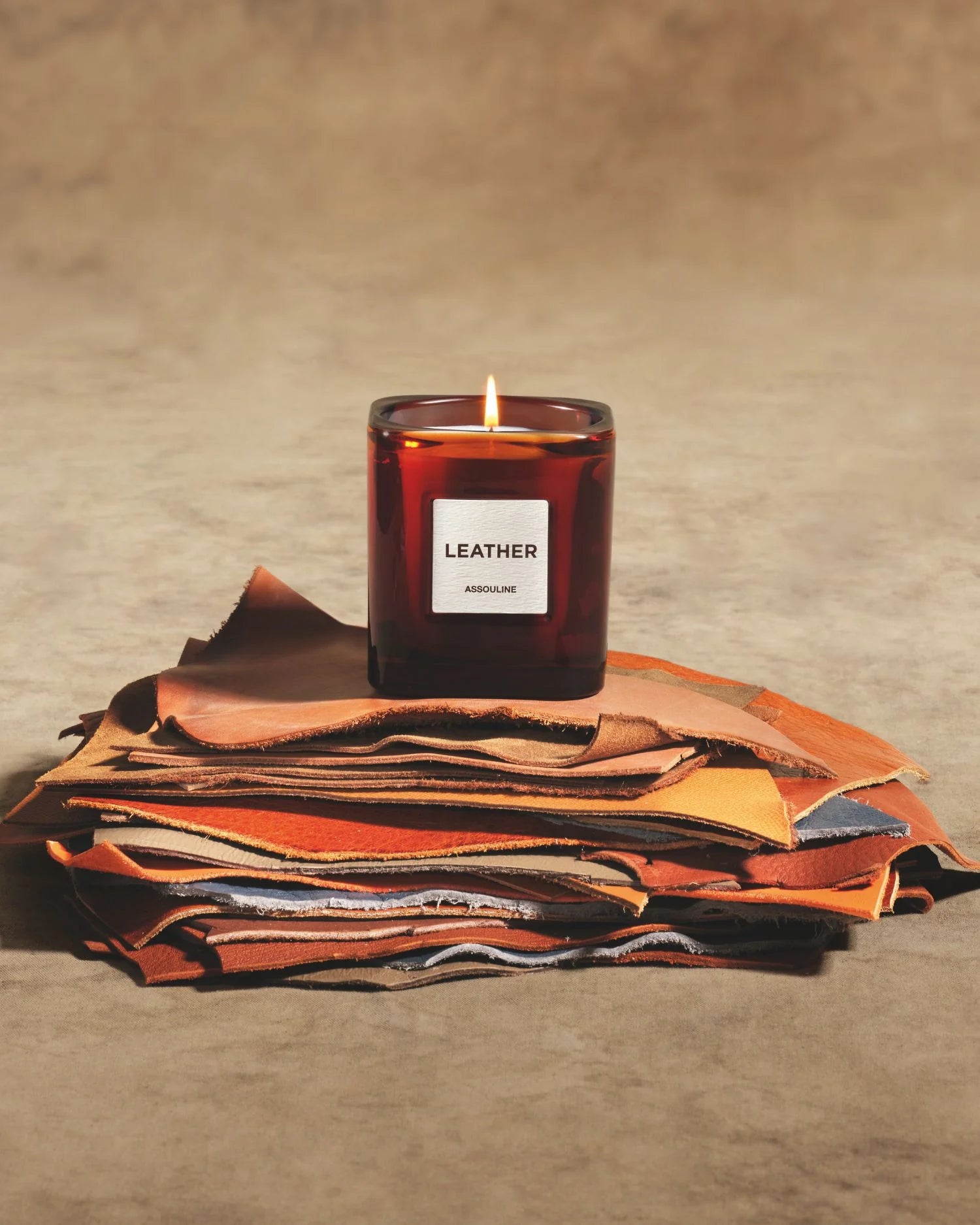 Library Candle | LEATHER