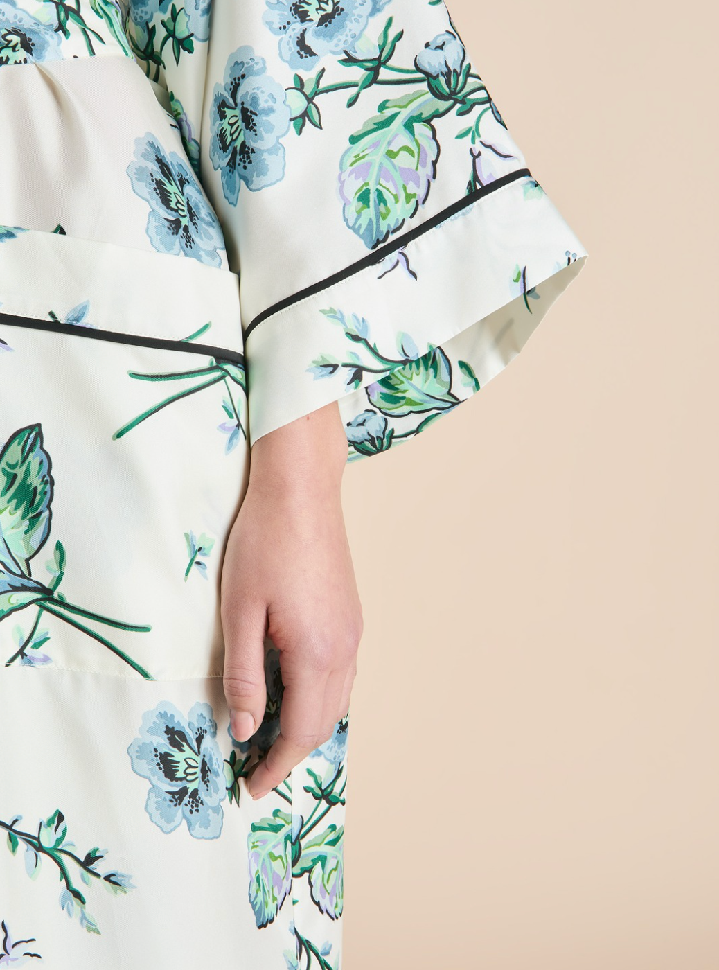 Sabine Caldwell Ivory Floral Robe