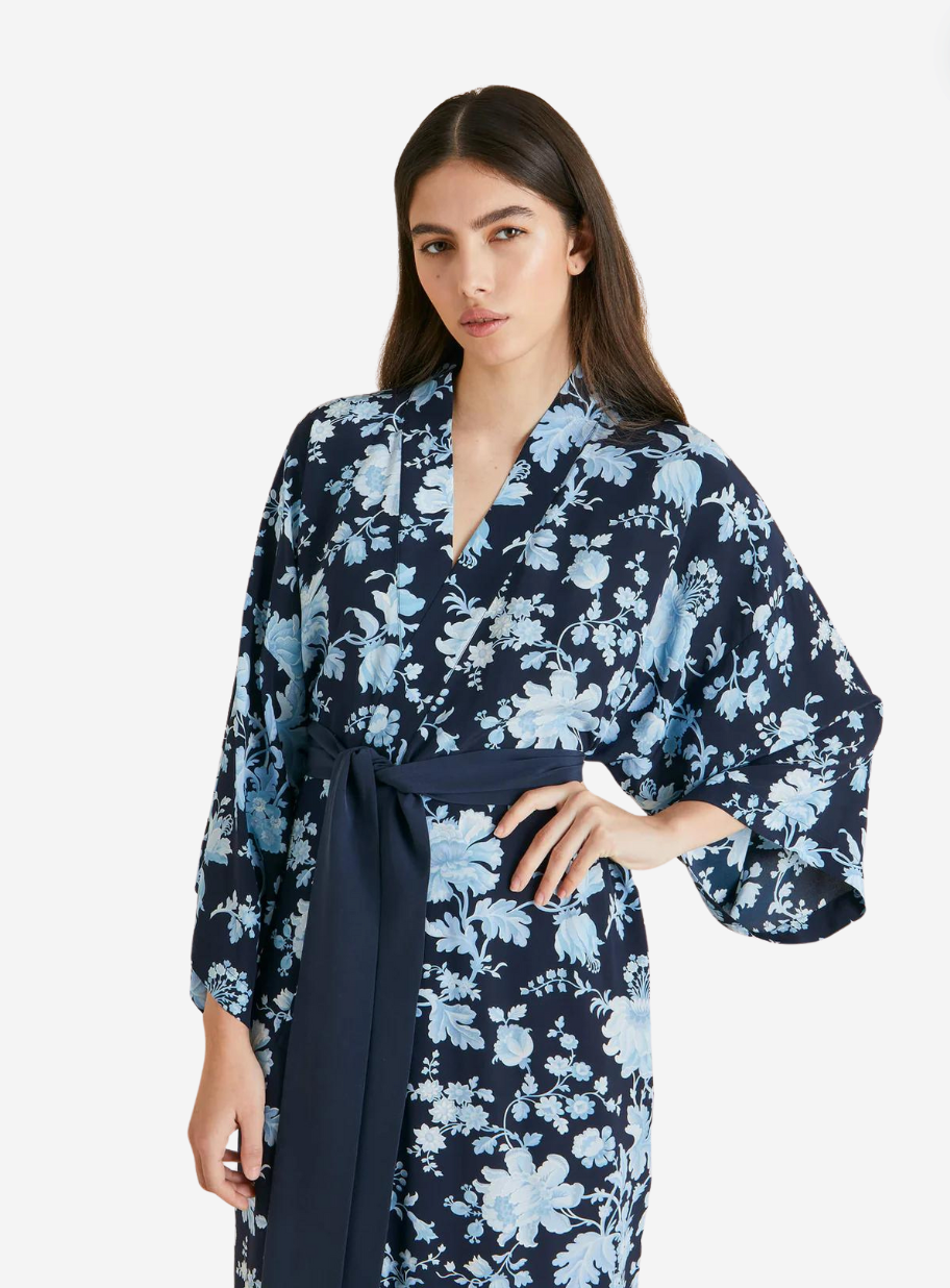 Queenie Alcides Blue Floral Robe