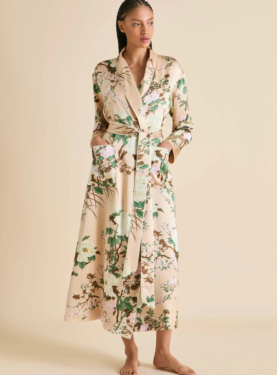 Capability Tirtoff Cream Floral Robe